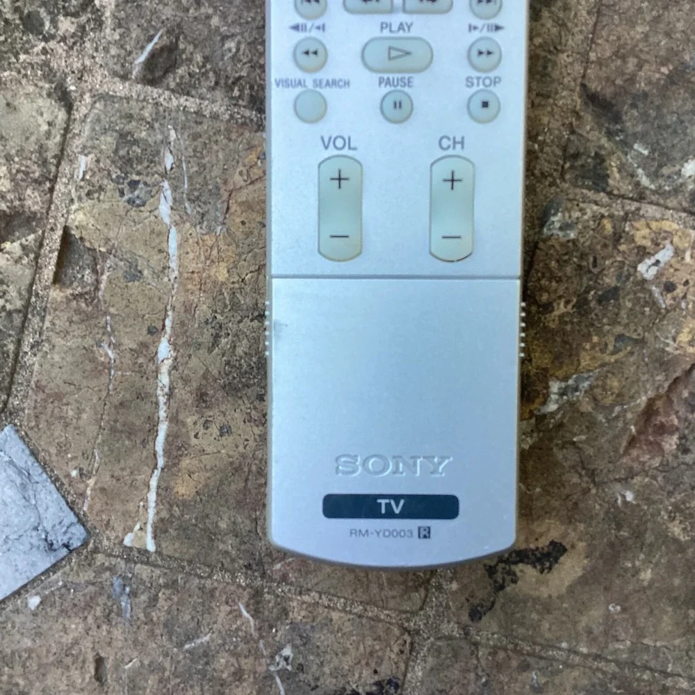 Genuine Sony TV RM-YD003 Remote Control Tested‎ and Working - Picture 3 of 3